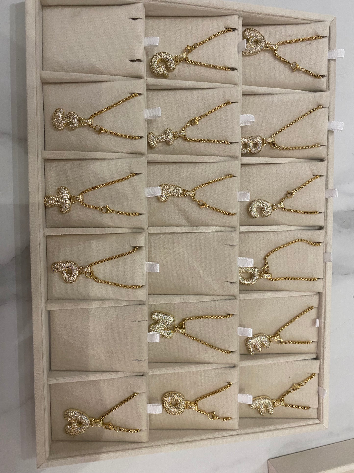 VOGUE-collana bubble iniziale