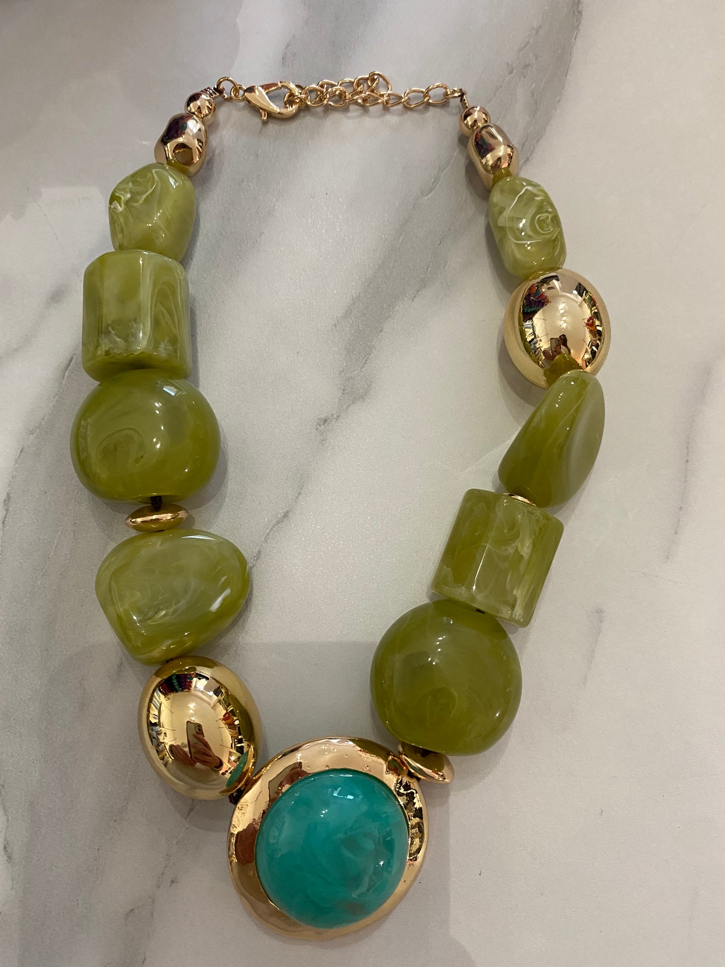 VOGUE-collana con pietra