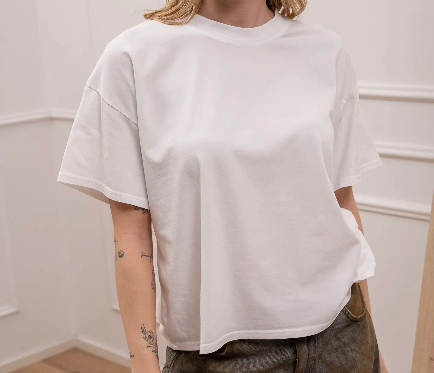 HAVEONE-t-shirt a scatola