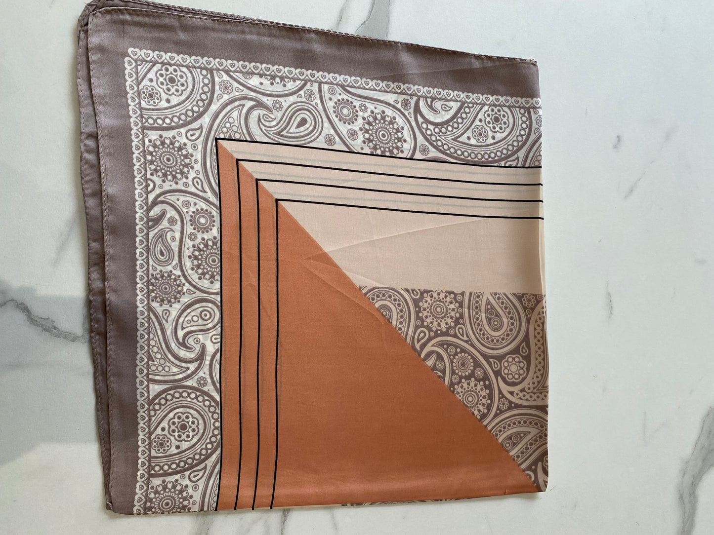 BANDANA CON COLORE
