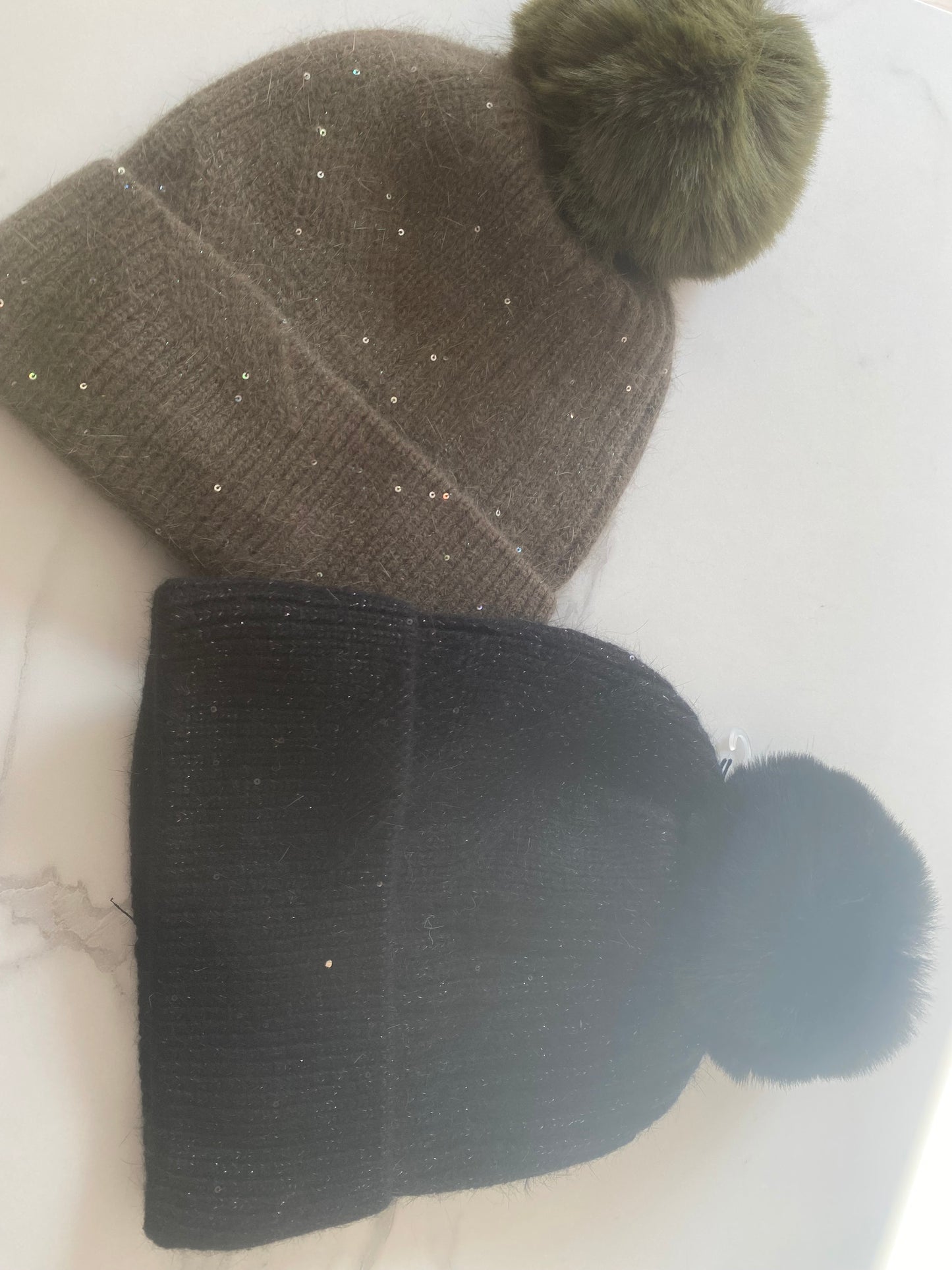 VOGUE-cappello con pon pon lurex