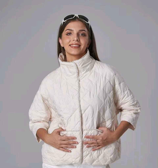 VOGUE-cappa con dettagli